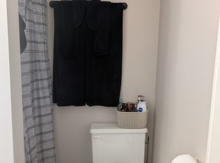 146 Huntington St APT 3, New London, CT 06320