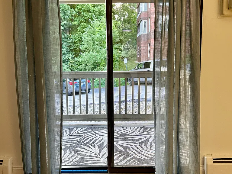 31 Andrew St — Photo 2