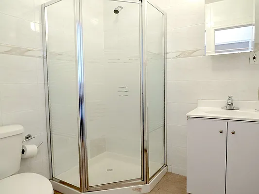 Rented by Capri Jet Realty Corp | media 19