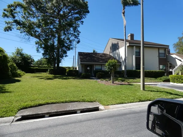 2825 Countrybrook Dr APT 11, Palm Harbor, FL 34684