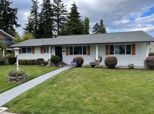 3882 NW Lowell St, Silverdale, WA 98383