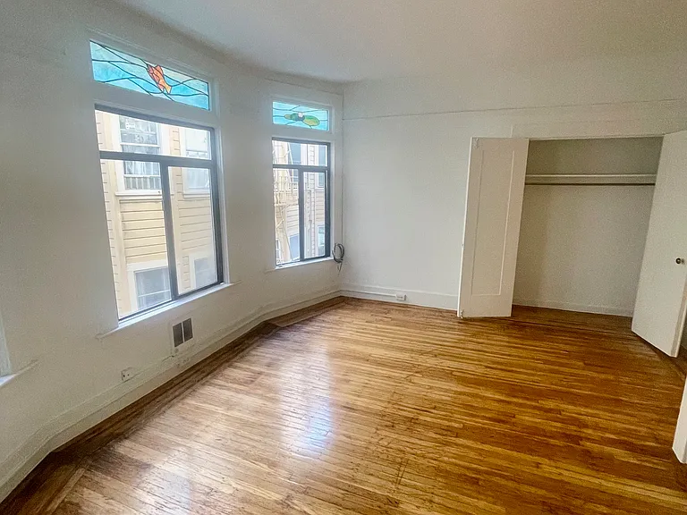 1220 Pine St #7 — Photo 6