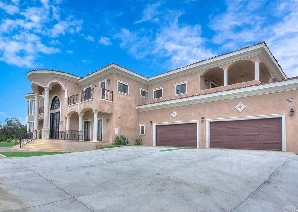 1st image of 16083 Esquilime Dr
