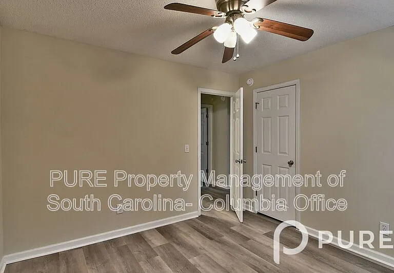 321 Downs Dr — Photo 39