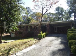 2588 Skylane Dr, Marietta, GA
