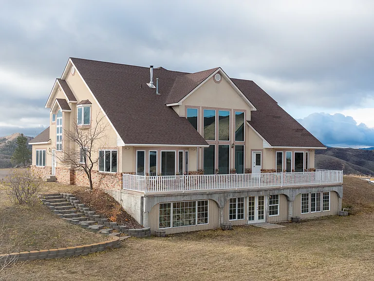 8132 Prospector Hollow Ln — Photo 34