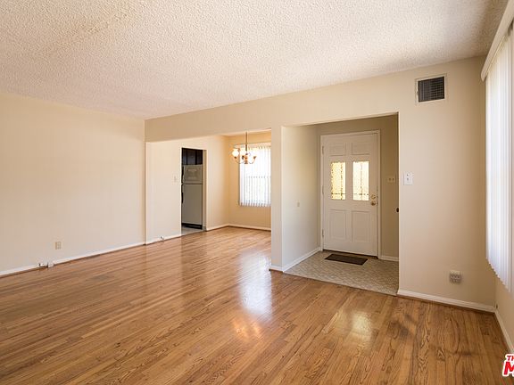 2nd image of 11042 Aletta Ave