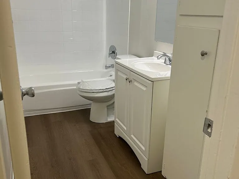 8351 Northgate Garden - Tragocon, LLC — Photo 15