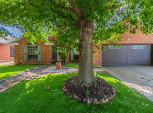 7043 Echo Lake Ct, Arlington, TX 76001