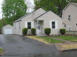 728 Russell St, New Haven, CT 06513