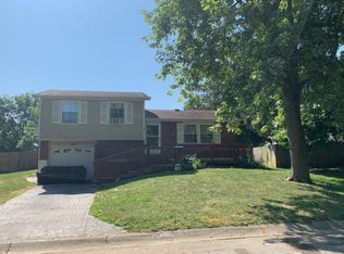 107 Walden Farm Cir, Englewood, OH