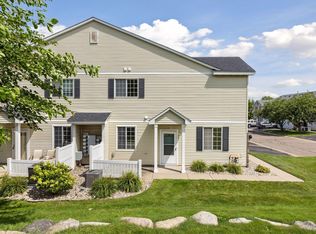 1828 Mockingbird Ave, Shakopee, MN 55379