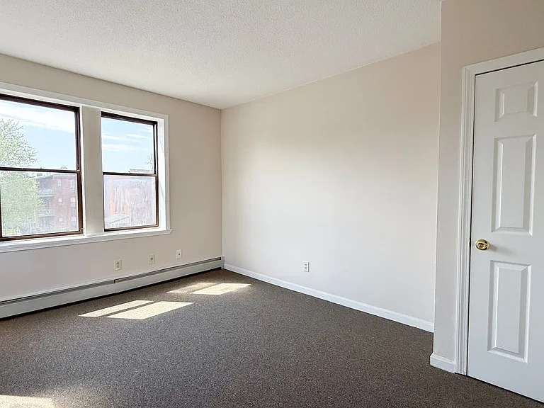 26 Congress St / Luca Investments LLC — Photo 20