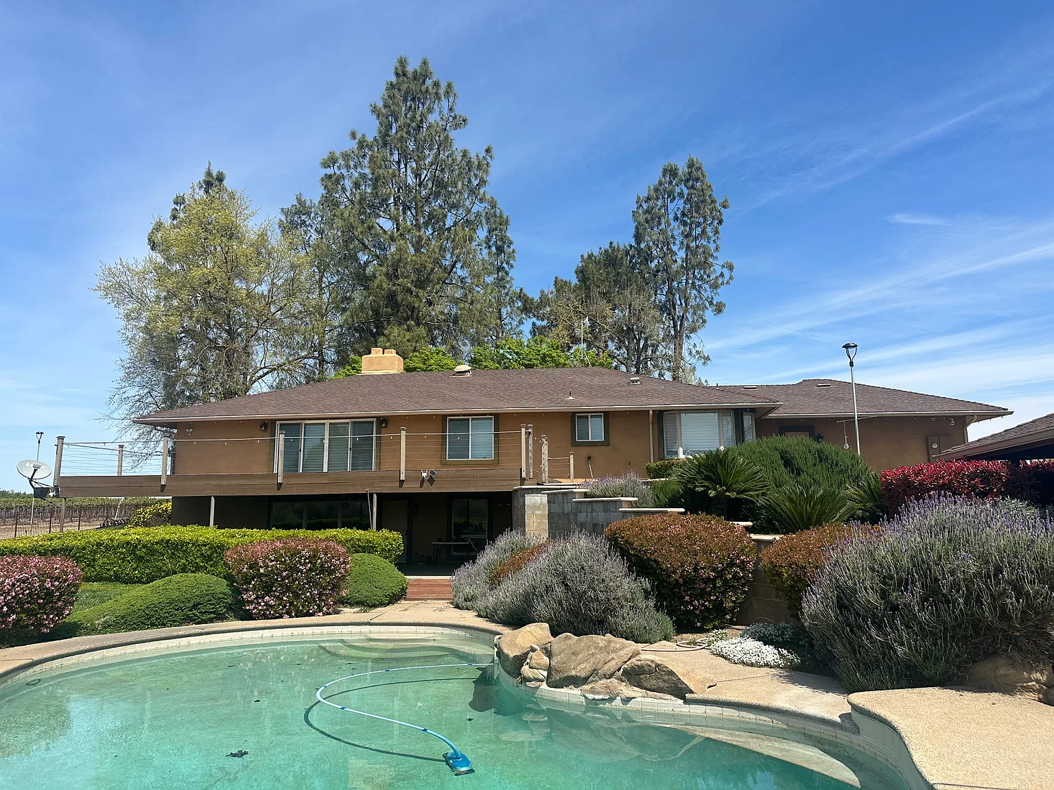 3 bed, 2000 sqft, $2,800 — Photo 3