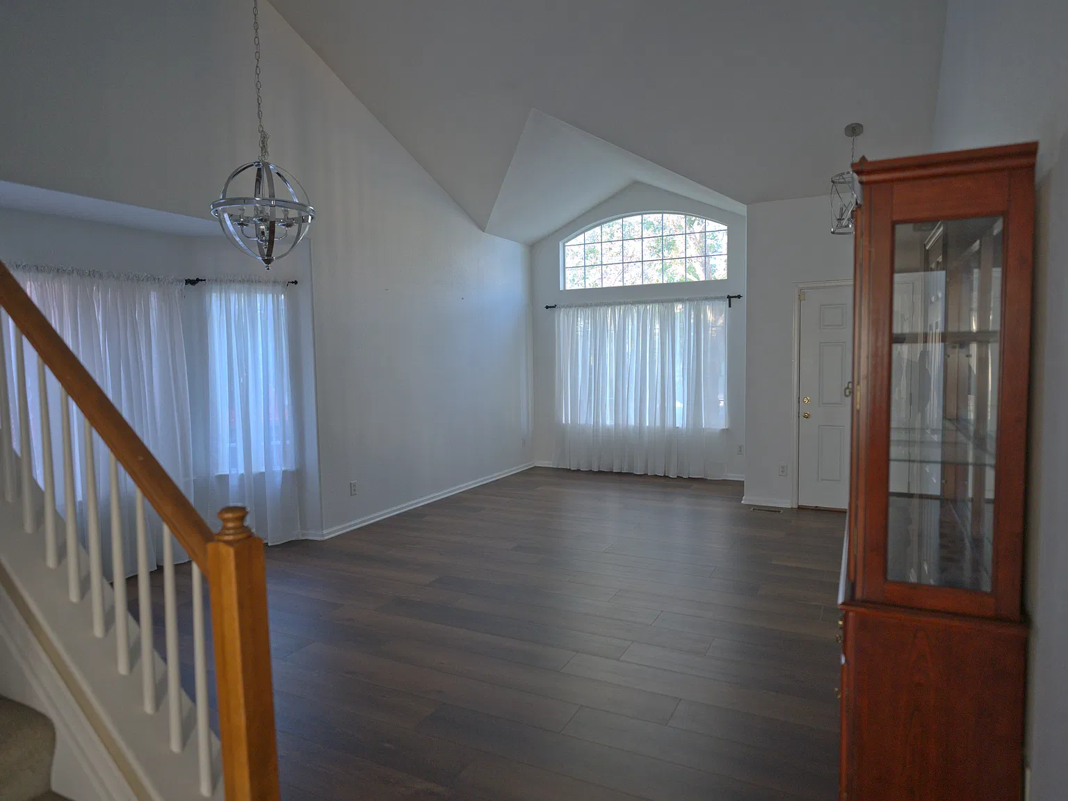 3 bed, 2.5 bath, 2170 sqft, $3,500 — Photo 4