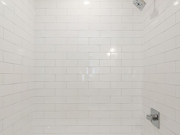 2nd image of 1307 Germantown Ave #29F