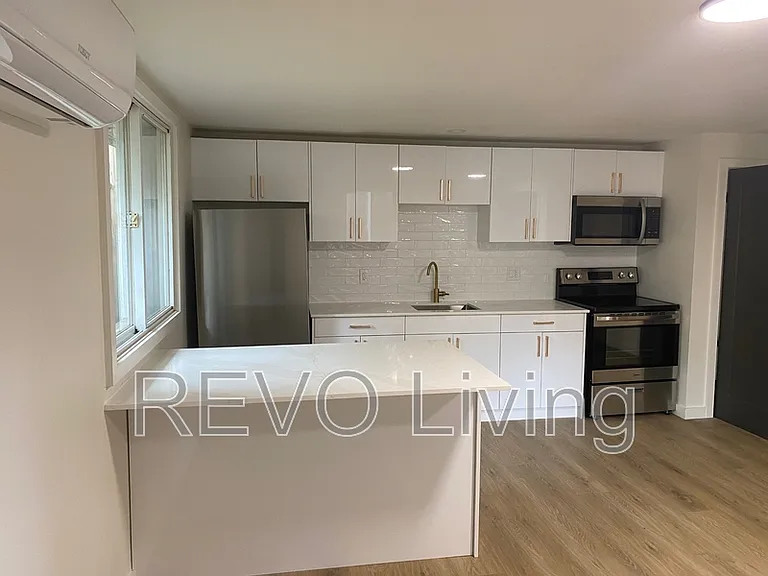 3 Water St #ST7 — Photo 1
