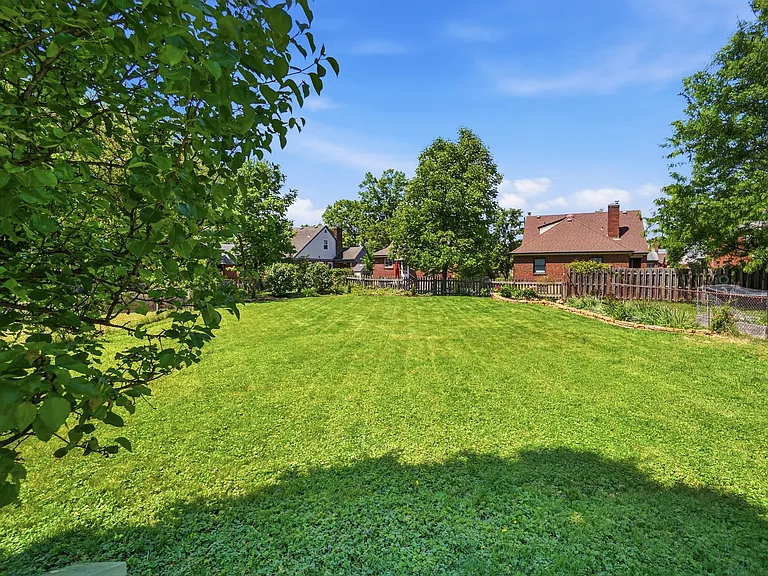 4157 Paxton Woods Ln — Photo 46