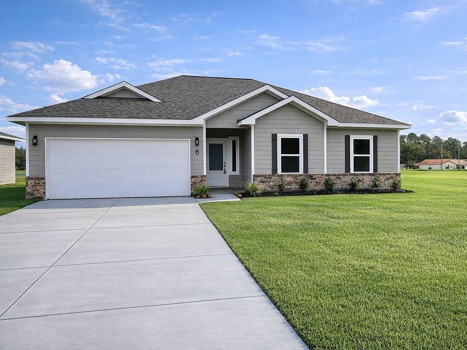 1st image of 6 Greenway Dr