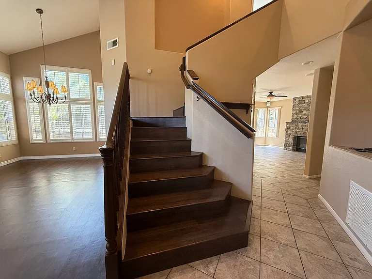 216 Richmond Park Pl — Photo 31
