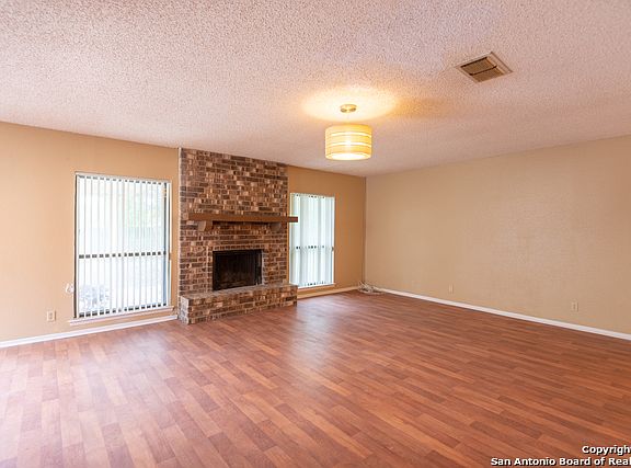 3rd image of 5018 Gordon Cooper Dr