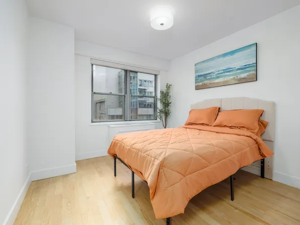 10 West 15th Street image 15 of 18