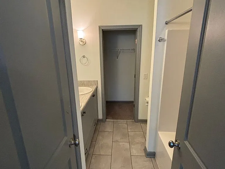 703 Buddy Ct — Photo 19
