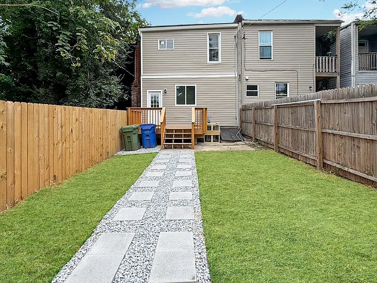 3411 Reisterstown Rd — Photo 24