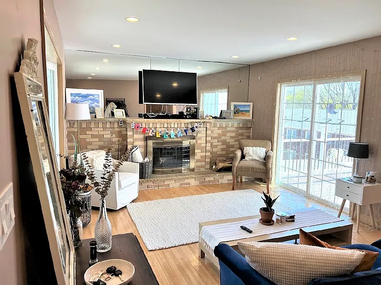 52 Channing Rd — Photo 21