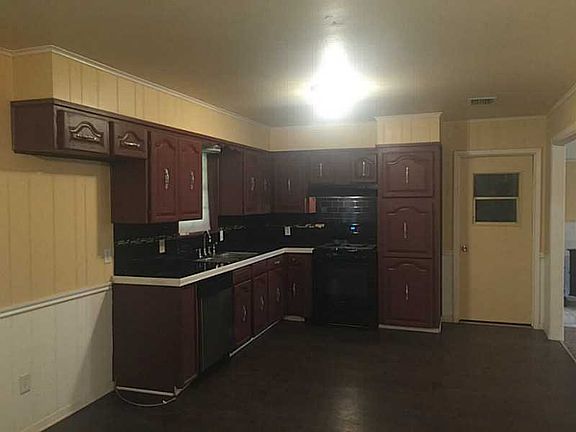 4th image of 6710 Melara Ave