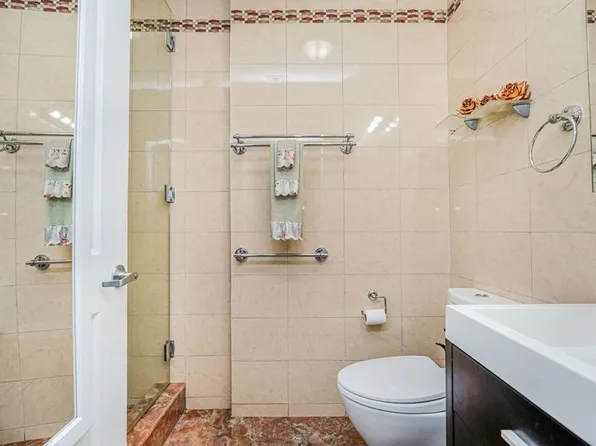 2113 Kings Highway image 17 of 23