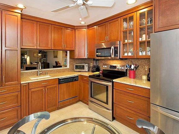 2nd image of 164 Woods View Ln #1