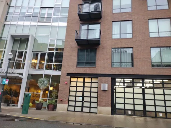 922 NW 11th Ave APT 415, Portland, OR 97209