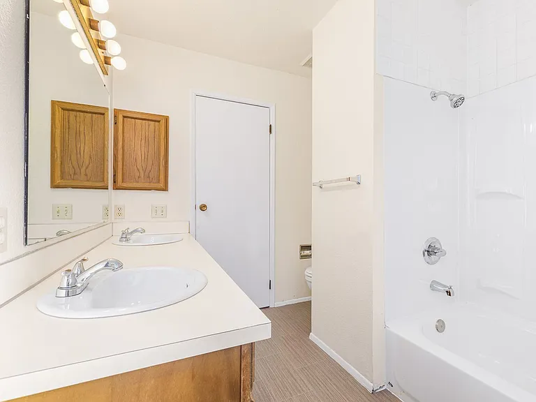 17633 NE 88th Pl — Photo 20