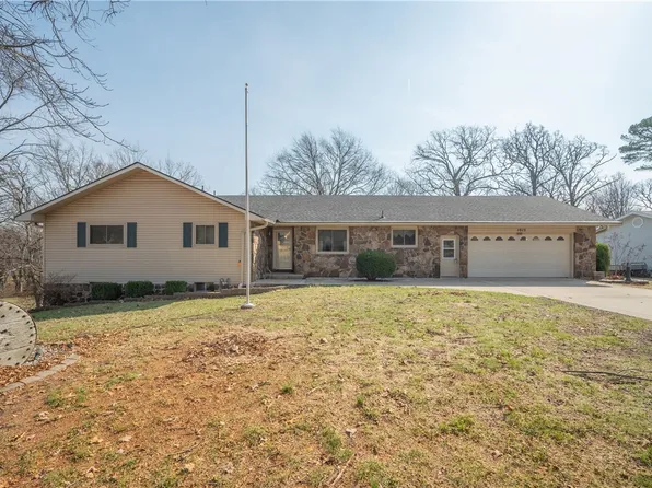 1015 Peterson Rd, Neosho, MO 64850