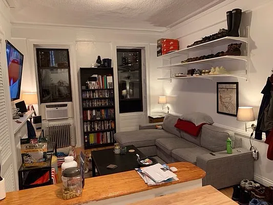 Rented by Aimee Grodanz, LREB | media 7