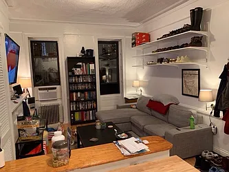 Rented by Aimee Grodanz, LREB