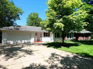 1211 W 8th St, Marshfield, WI 54449