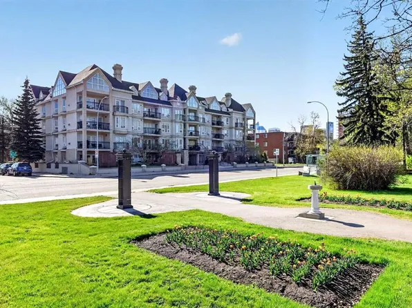 630 E 10th St NW #208, Calgary, AB T2N 1W3