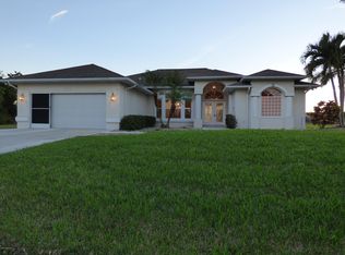 1574 SW Lexington Dr, Port Saint Lucie, FL 34953