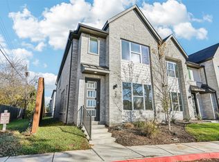 39 Raven Way, Farmers Branch, TX 75234