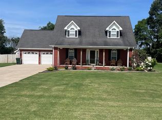 965 Renee Dr, Tuscumbia, AL 35674