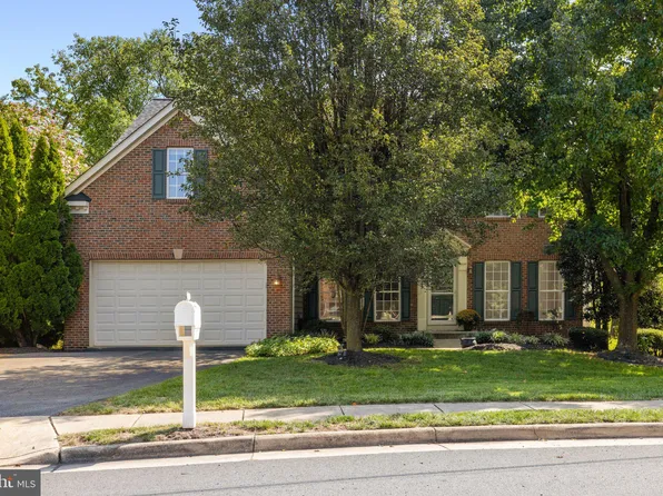 6763 Fayette St, Haymarket, VA 20169