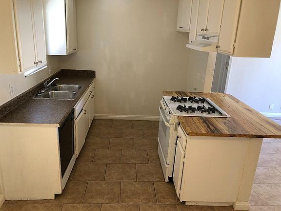 3rd image of 17408 Sequoia St APT B