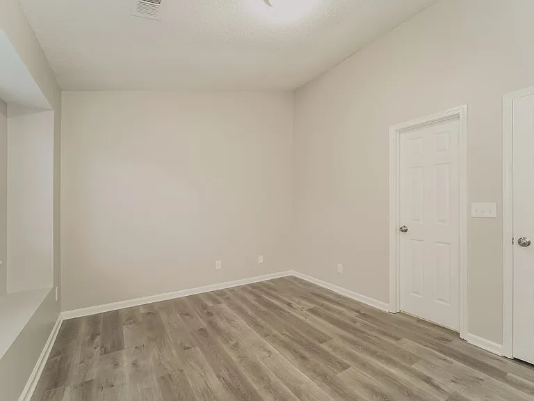 3204 Summercroft Ln — Photo 13