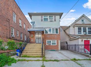 9037 198th St, Hollis, NY 11423