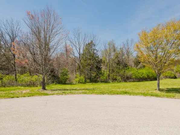 6073 N Flanders Run, Bloomington, IN 47404