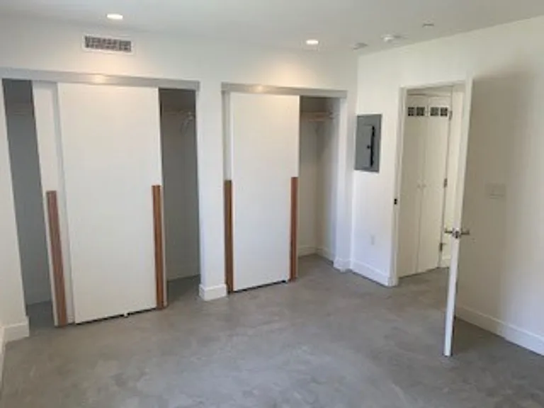 2535 Brant St — Photo 10