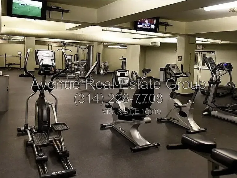 915 Olive St #1104 — Photo 10