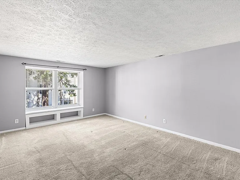 79 Sweetfern Ct #1 — Photo 15